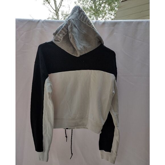 Pink hoodie  - Picture 2 of 6